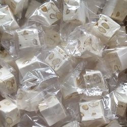 Nougat tendre aux amandes